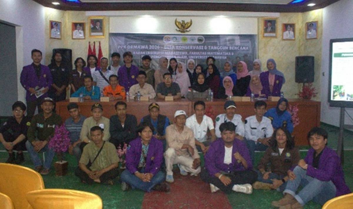 BEM FMIPA Universitas Pakuan Buka Program PPK Ormawa di Desa Cipelang, Jawab Keresahan Masyarakat akan Ancaman Longsor
